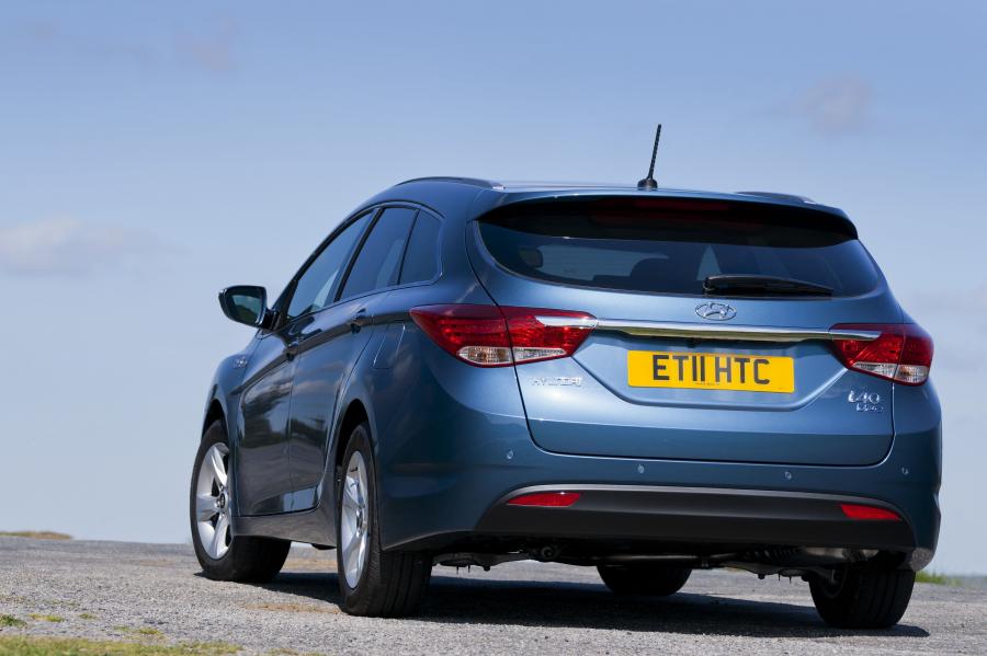  Hyundai i40 Station Wagon Blue Drive 2011 года  (UK) (фото 38 из 53)